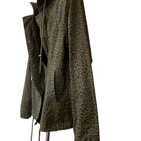 NWT KORI AMERICA JACKET SMALL Animal Print zip/snap/drawstring/pockets WASHABLE - Picture 4 of 13